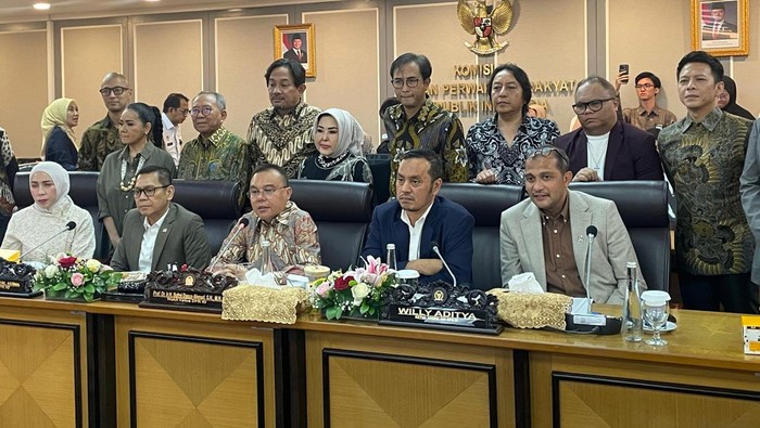 DPR dan Pemerintah Sepakat LMKN Tarik Royalti Lagu Selama Dua Bulan