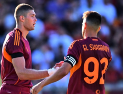 AS Roma Bungkam RC Lens 2-0 dalam Laga Pramusim