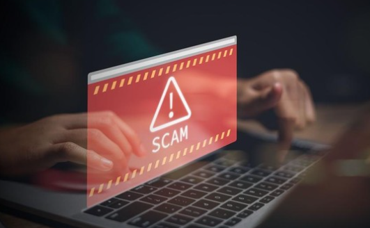 Singapura Resmi Berlakukan Hukuman Cambuk bagi Pelaku Scam