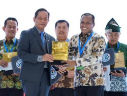 Masuk Daftar Terbaik Jatim, Pamekasan Terima Sertifikat Kebersihan Nasional
